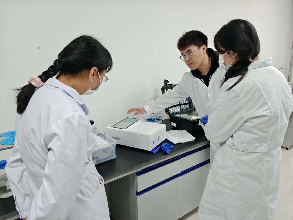 Qinghai Qaidam Vocational and Technical College purchases a highly intelligent protein detector